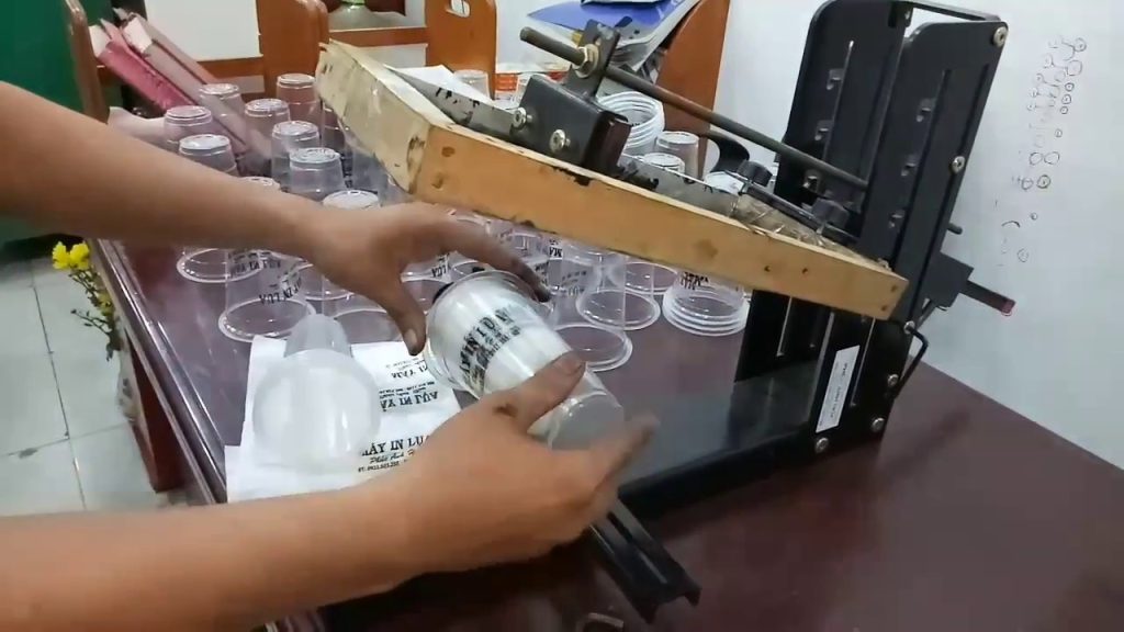 Một số mẫu máy in ly nhựa phổ biến